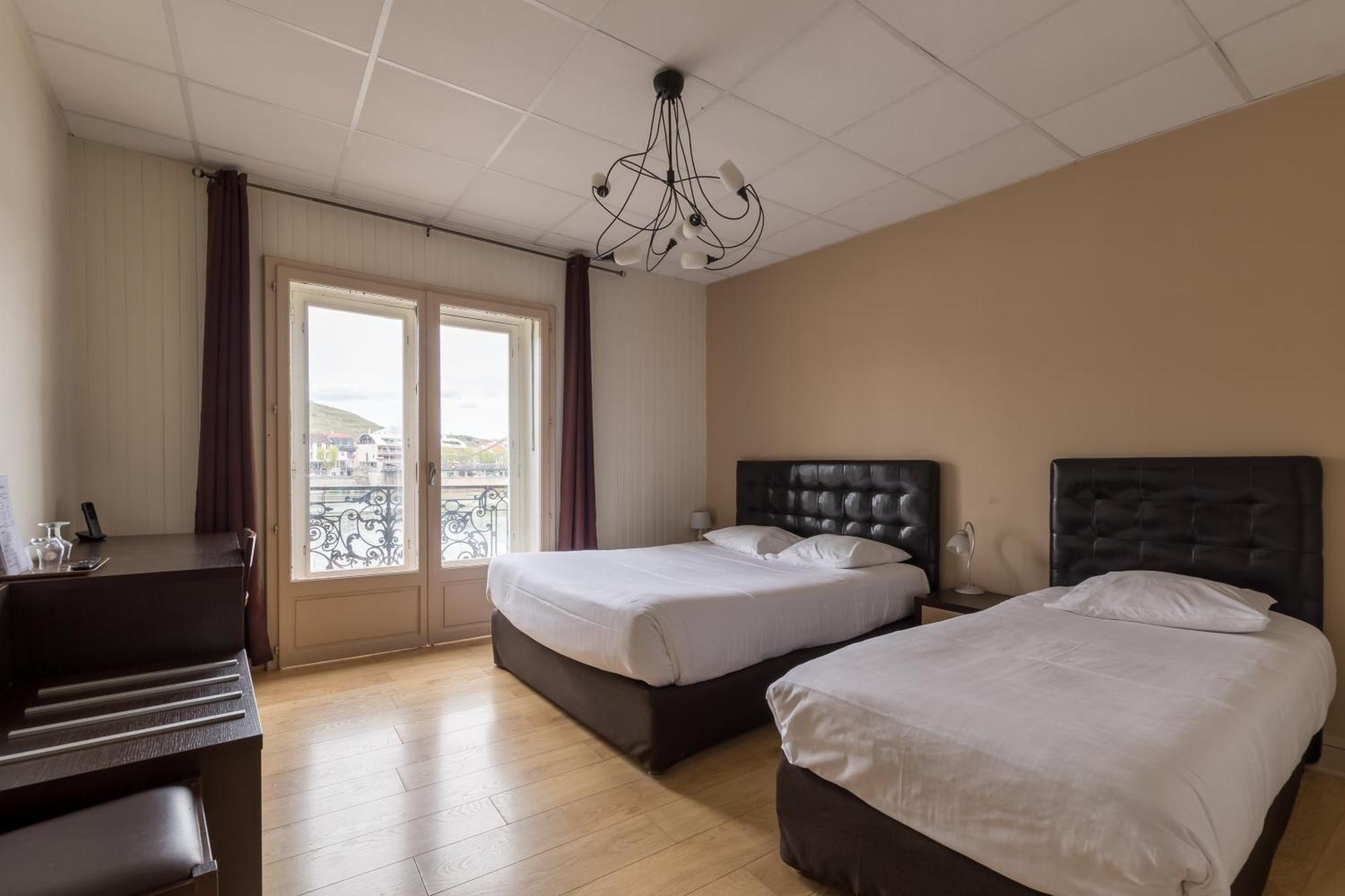 Le Chateau Tournon-sur-Rhone Esterno foto